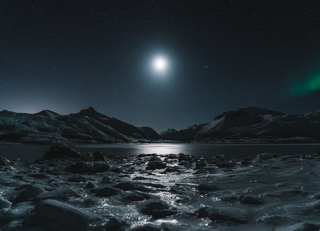 Avoir la Lune en bille d’eau