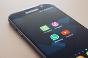 WhatsApp revolutionne-t-il la manière de démarrer une conversation?