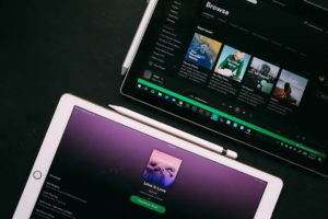 Apple Music riposte-t-il à Spotify avec sa nouvelle Discovery Station ?