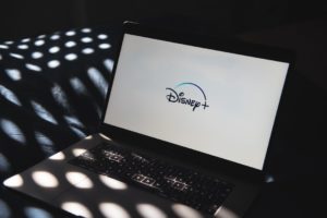« Disney Plus très partageur : une fin annoncée pour les comptes communs de streaming »