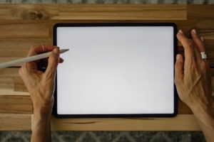 Une baisse de prix pour l’iPad de 9e génération d’Apple : une bonne affaire ?