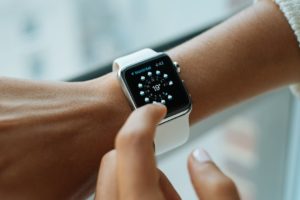 Le double tapotement sur l’Apple Watch, innovation ou gadget?