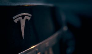 Tesla et la Potion Secrète : Une alliance électriquement inattendue