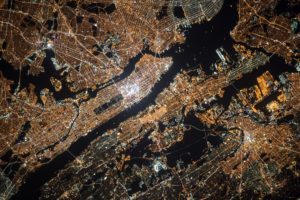 Notre perception de l’existence change-t-elle avec les images spatiales ?