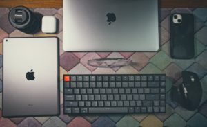 Comment les accessoires peuvent-ils transformer votre expérience MacBook ?